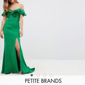 Jarlo Off Shoulder Maxi - NWT